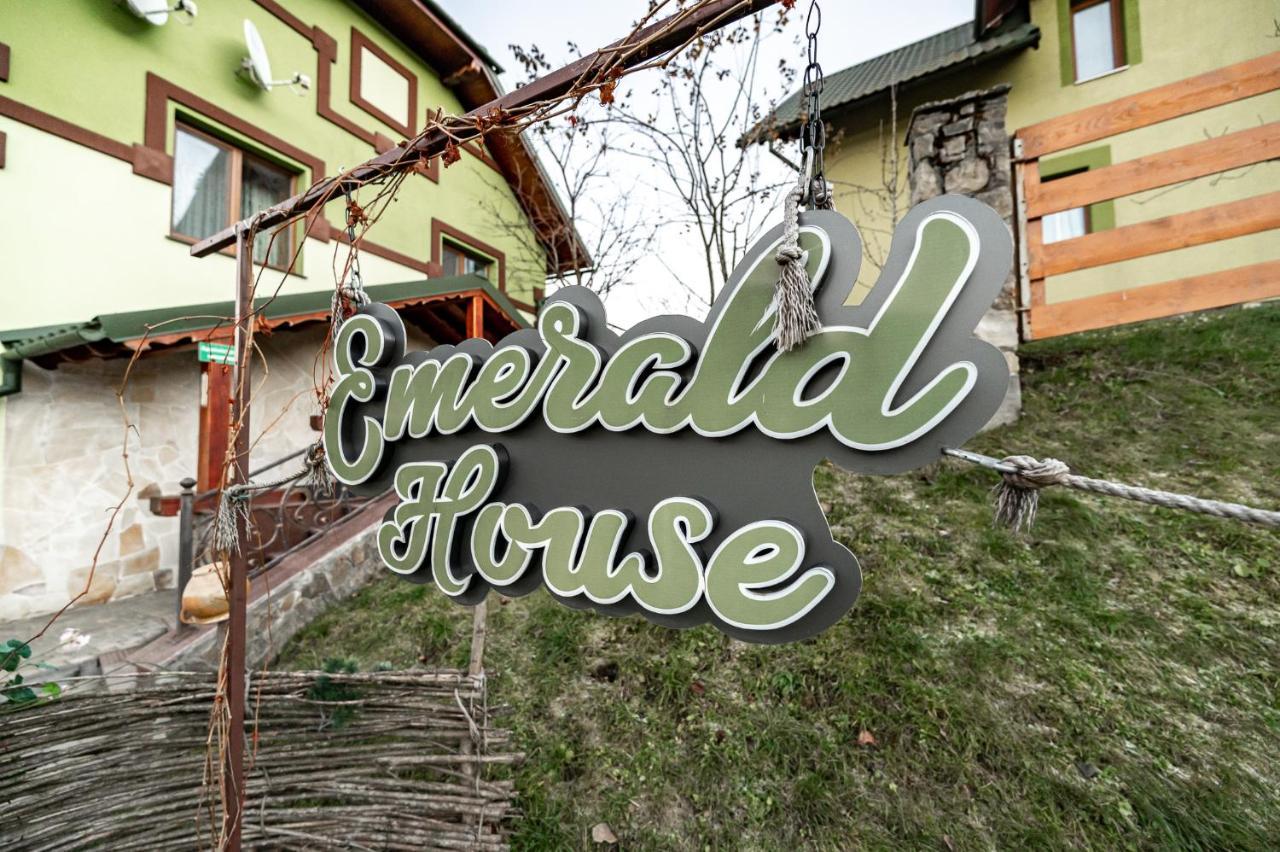 Emerald House Mykulychyn Exterior foto