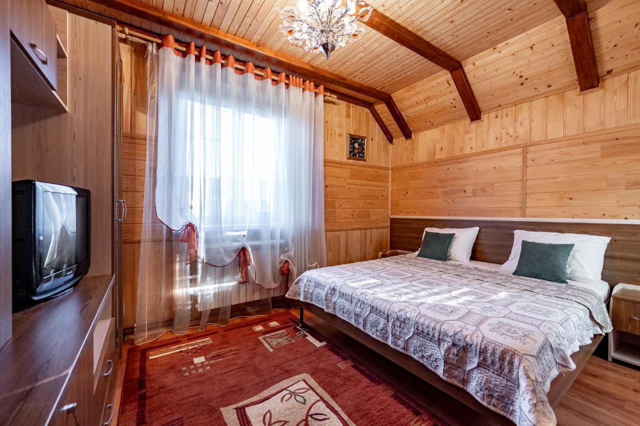 Emerald House Mykulychyn Exterior foto