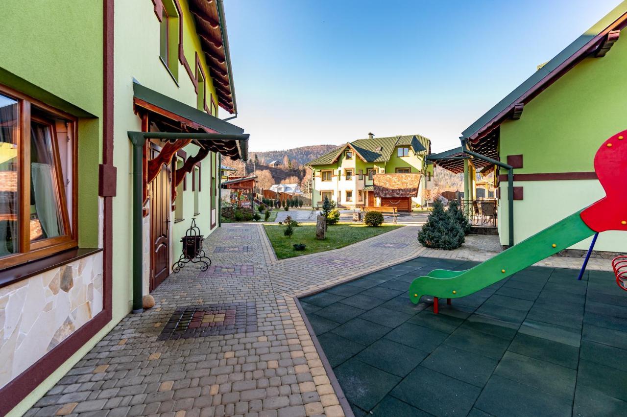 Emerald House Mykulychyn Exterior foto