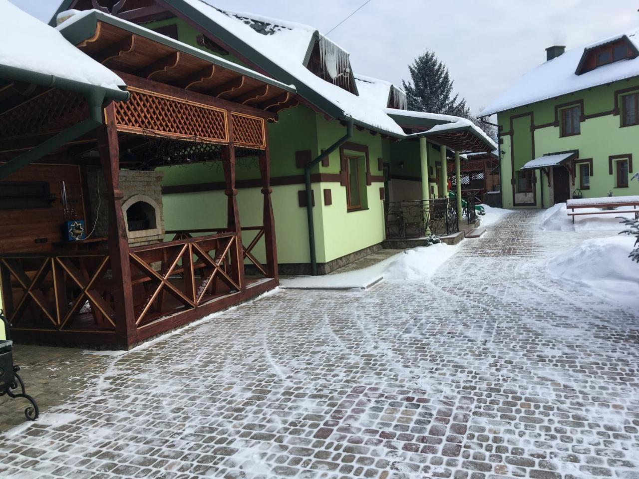 Emerald House Mykulychyn Exterior foto