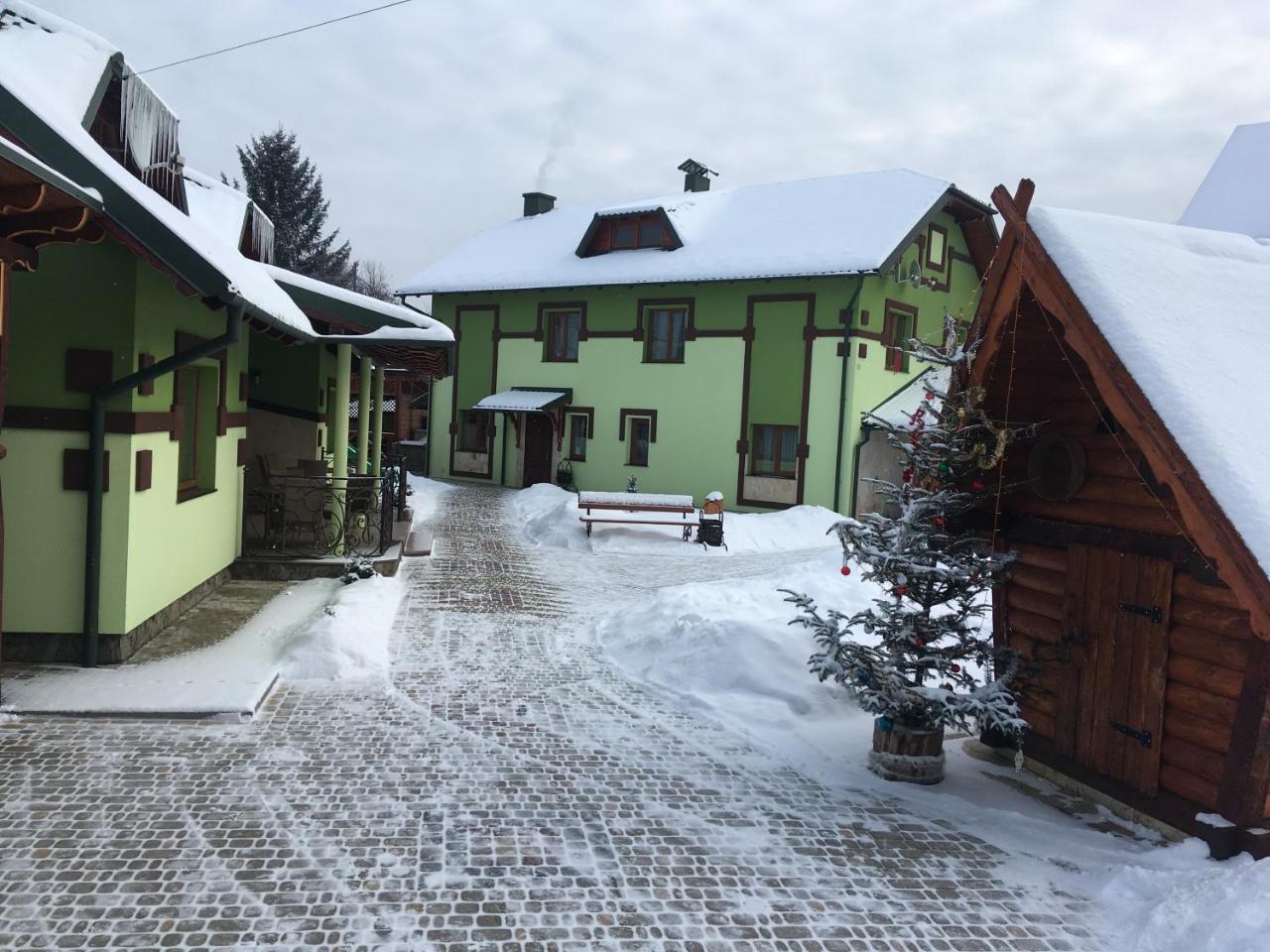 Emerald House Mykulychyn Exterior foto